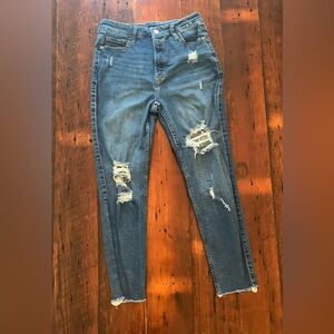 Old Navy Women’s Rockstar Super Skinny 360 degree Distressed Stretch Jeans sz 8